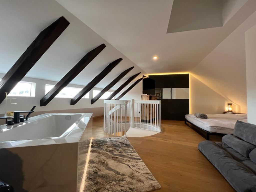 Unique Oldtown Apartment / Loft Nuremberg Luaran gambar